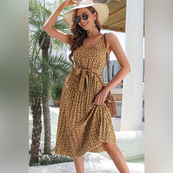 Enchanting Bouquet Women’s Midi Summer Dresses - Picture 1 of 3